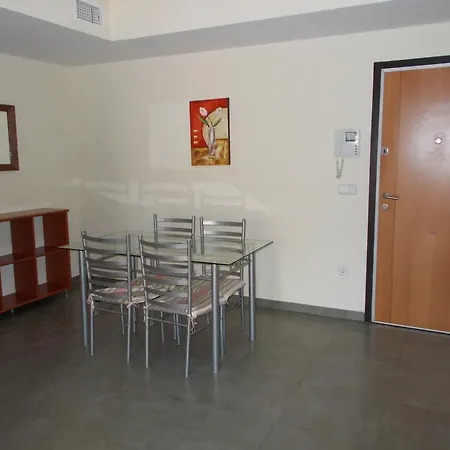 Apartamento Impecable En Playa De Apartment